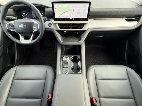New 2026 Ford Explorer Active w/ Active Comfort Package AWD/4WD image 19