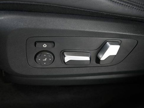 Used 2022 BMW X5 xDrive40i w/ Parking Assistance Package image 27