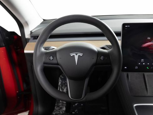 Used 2023 Tesla Model Y Long Range AWD/4WD image 28
