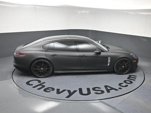 Used 2018 Porsche Panamera 4 Executive AWD/4WD image 34