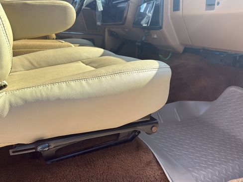 Used 1988 Ford Bronco AWD/4WD image 75