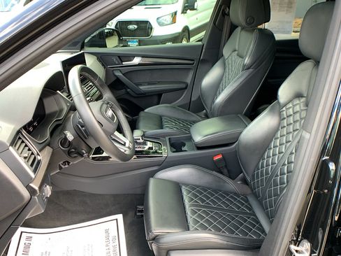 Used 2023 Audi SQ5 Premium Plus w/ Premium Plus Package AWD/4WD image 13