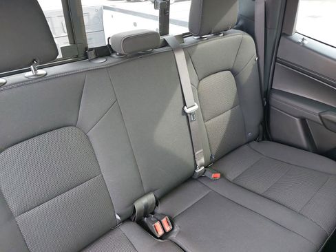 Used 2024 GMC Canyon Elevation w/ Convenience Package image 11