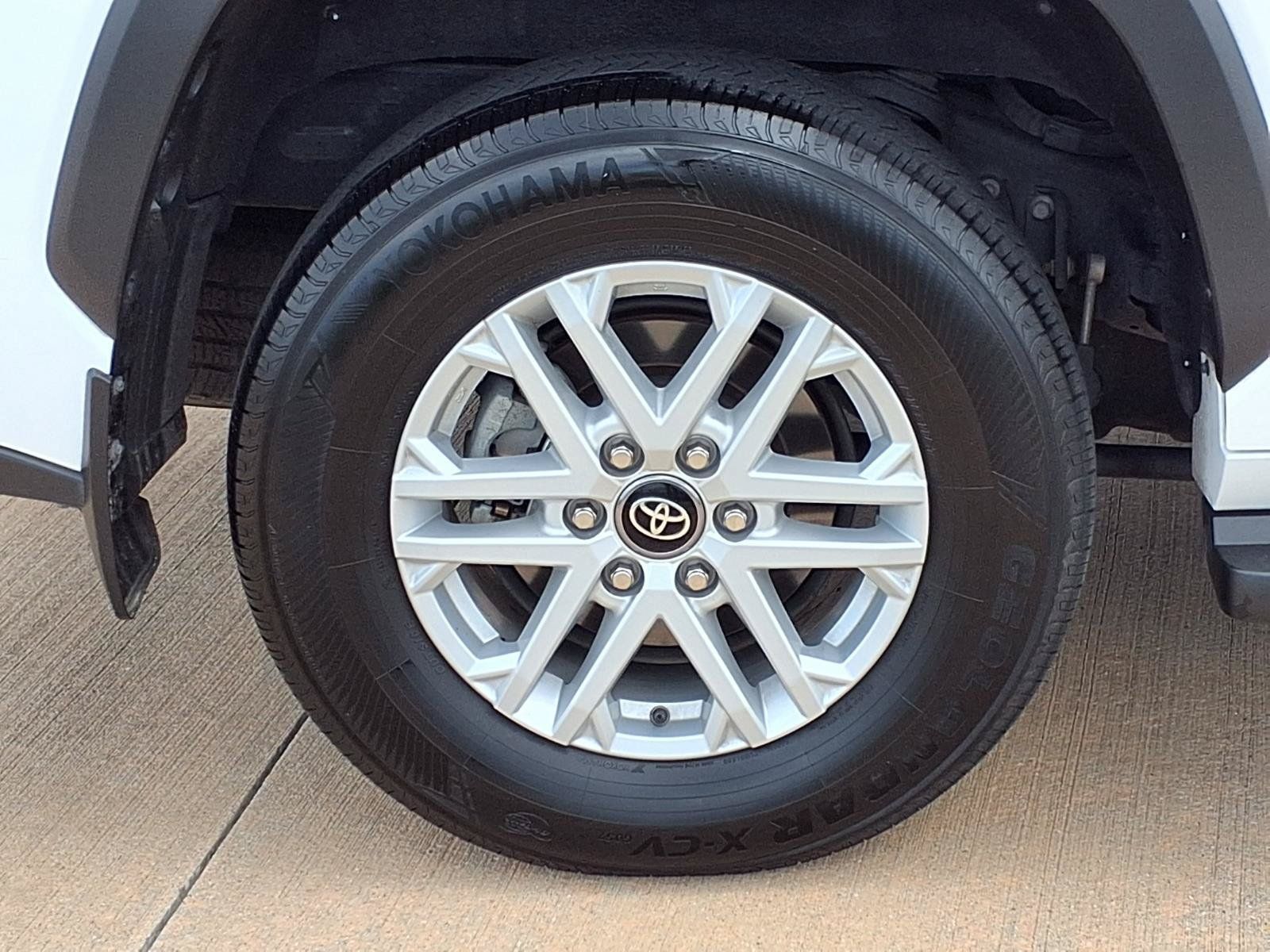Used 2025 Toyota Sequoia SR5 w/ SR5 Premium Package RWD image 28