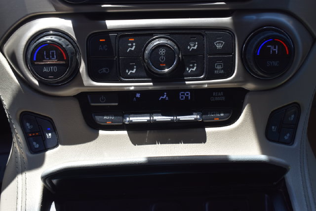 Used 2017 GMC Yukon Denali w/ Open Road Package AWD/4WD image 32