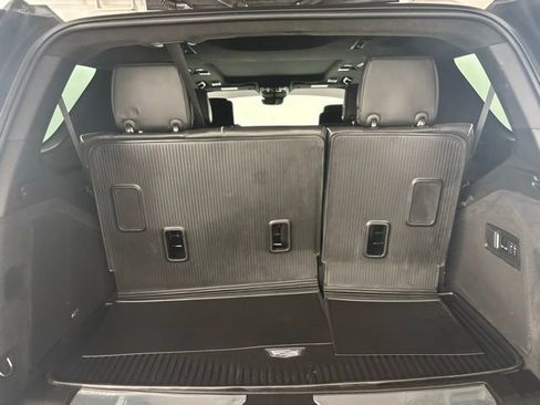 Used 2022 Cadillac Escalade Premium Luxury Platinum image 39