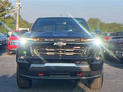 New 2026 Chevrolet Colorado Z71 image 2
