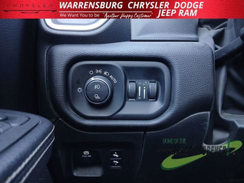 Used 2025 RAM 1500 Laramie image 23
