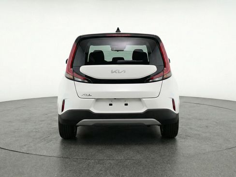 Used 2025 Kia Soul LX w/ LX Technology Package image 7