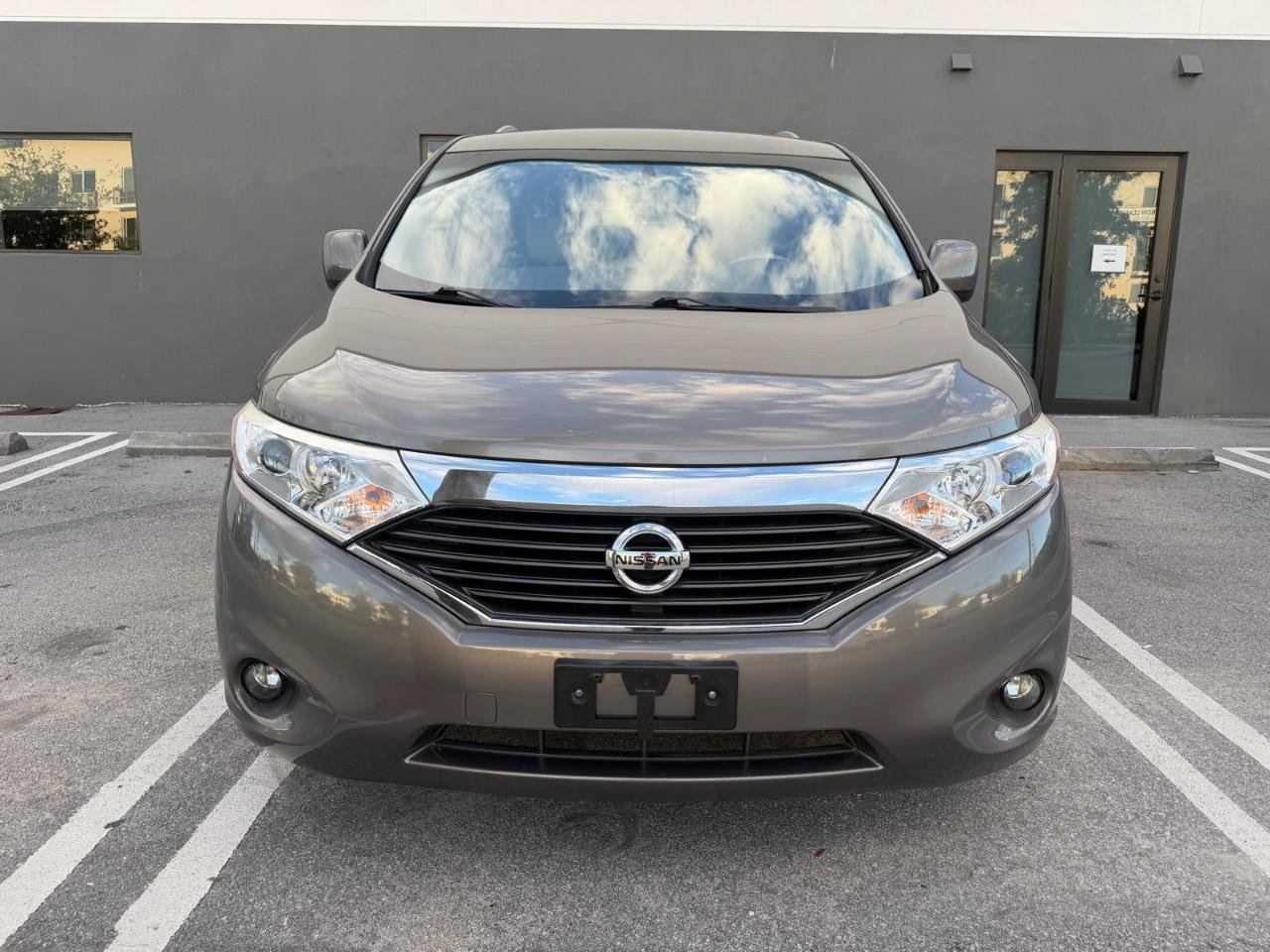 Used 2016 Nissan Quest SV w/ Leather Package FWD image 5