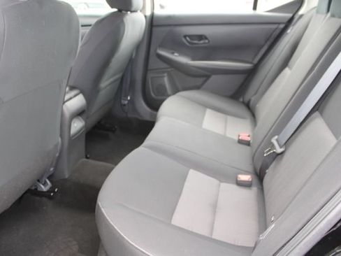 Used 2025 Nissan Sentra SV w/ All-Weather Package FWD image 33