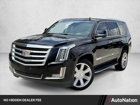 Used 2019 Cadillac Escalade Luxury RWD image 1