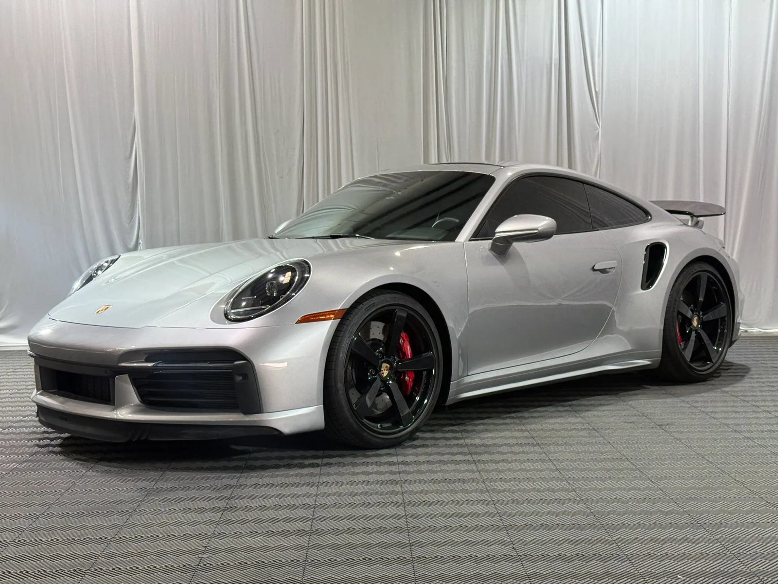 Used 2024 Porsche 911 Turbo AWD/4WD image 2