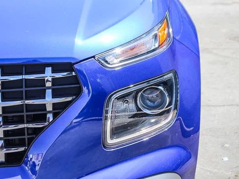 New 2025 Hyundai Venue SEL image 10