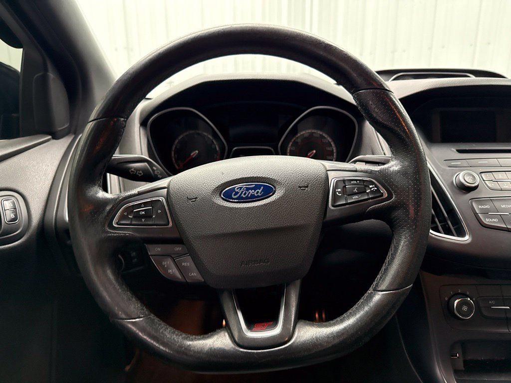 Used 2016 Ford Focus ST FWD image 14