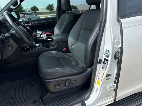 Used 2022 Lexus GX 460 w/ Black Line Special Edition AWD/4WD image 13