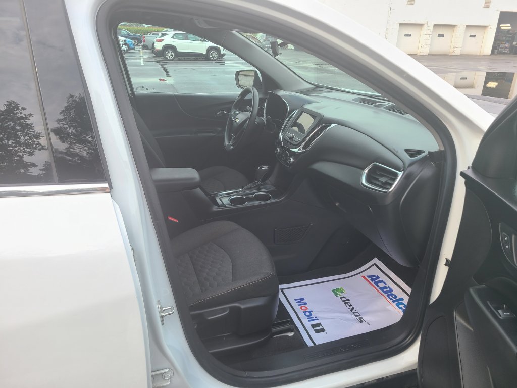 Used 2019 Chevrolet Equinox LT FWD image 11