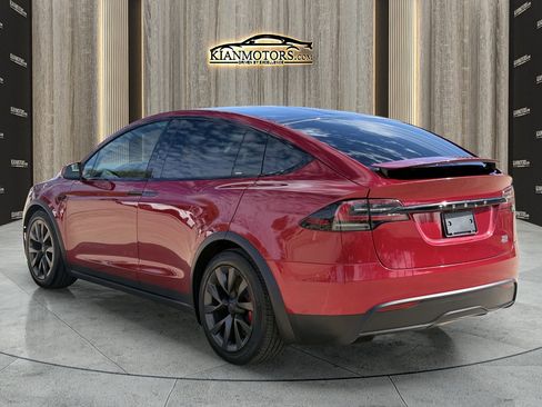 Used 2025 Tesla Model X Plaid image 6