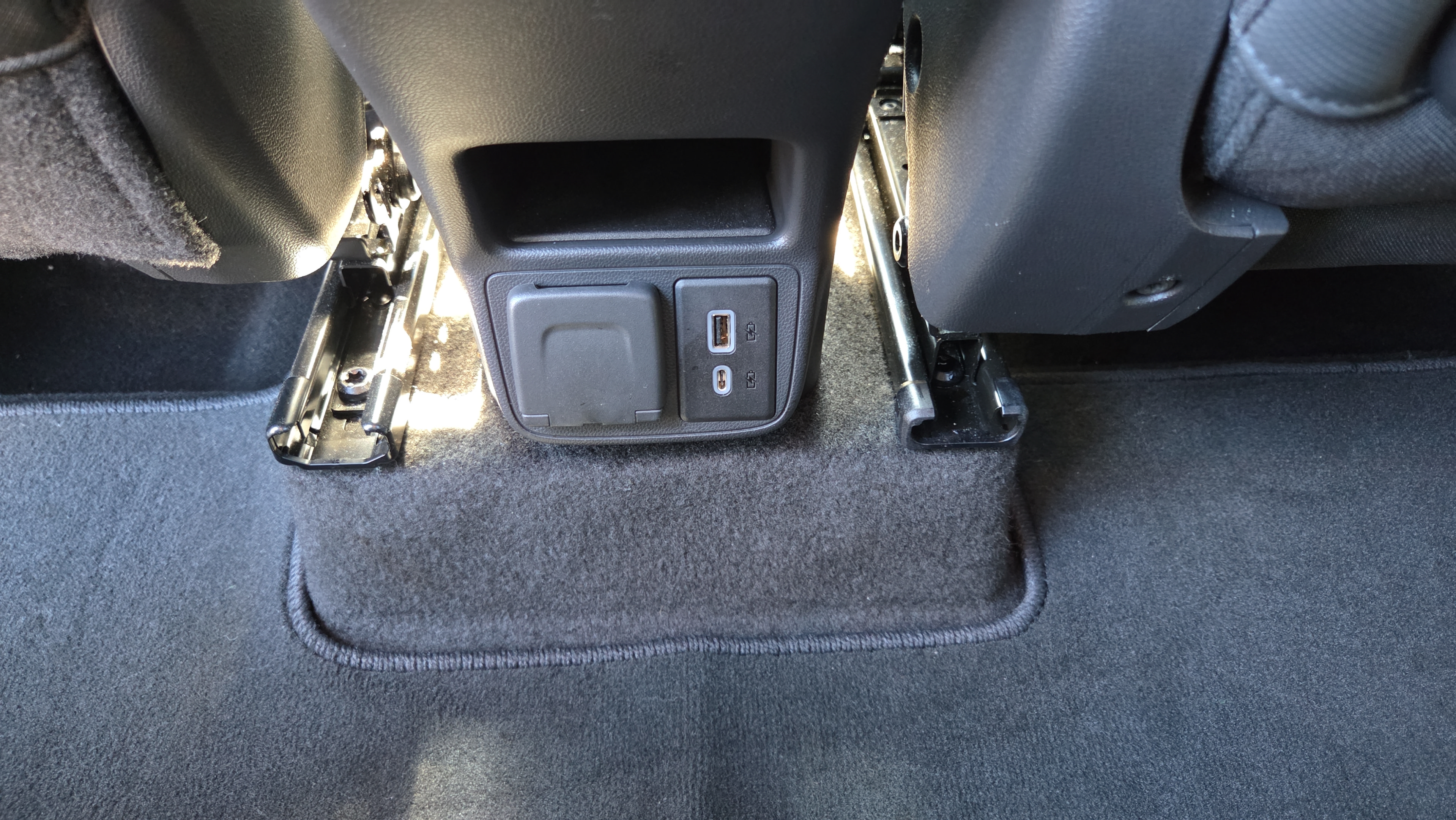 Used 2023 Chevrolet TrailBlazer RS w/ Convenience Package FWD image 12