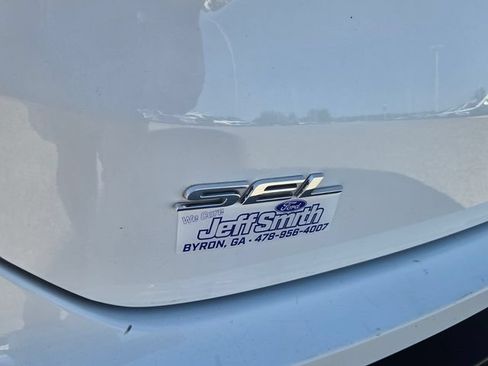 Used 2024 Ford Edge SEL AWD/4WD image 10