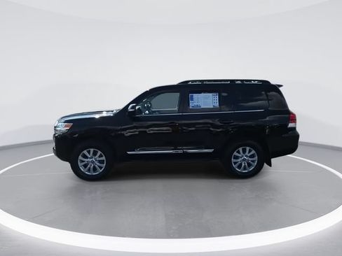 Used 2017 Toyota Land Cruiser AWD/4WD image 5