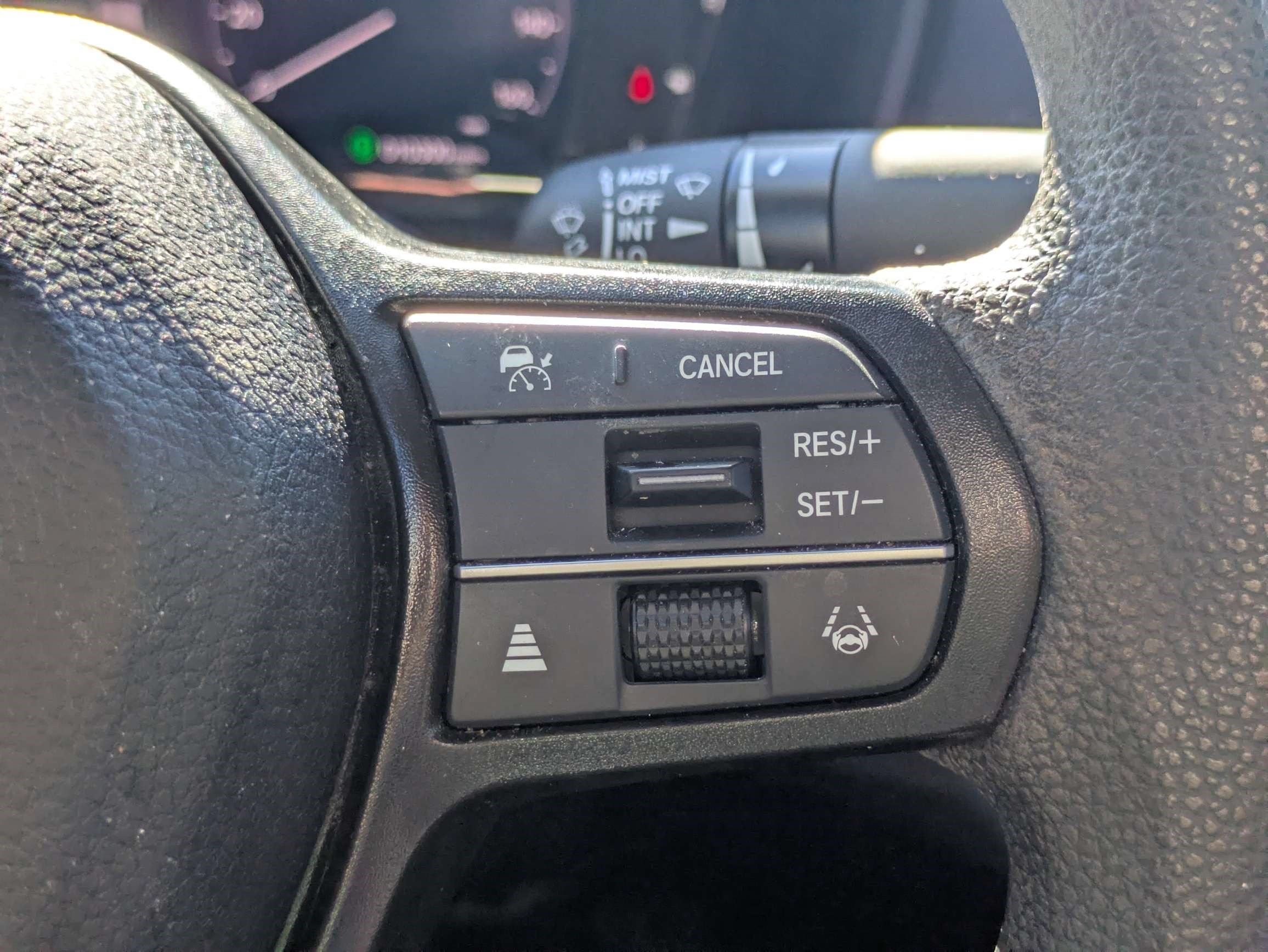 Certified 2025 Honda Accord LX image 31