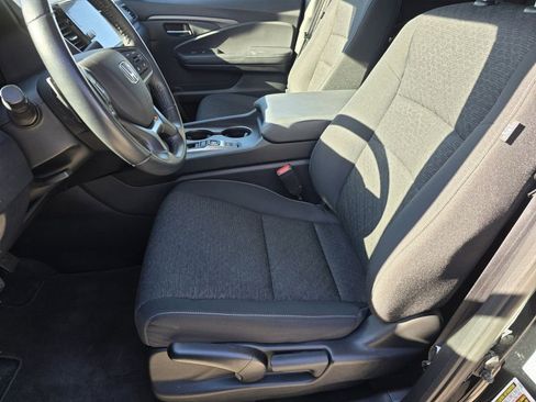 Used 2024 Honda Ridgeline Sport image 32