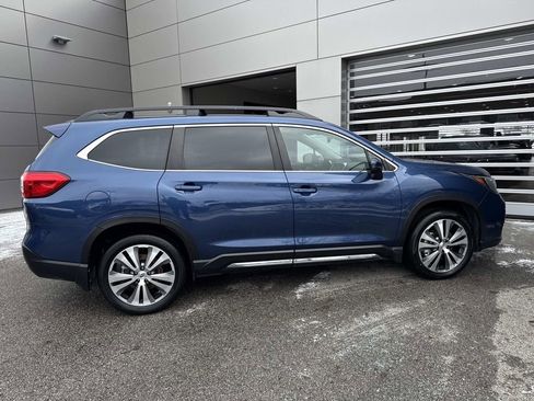 Used 2022 Subaru Ascent Limited w/ Technology Package image 7