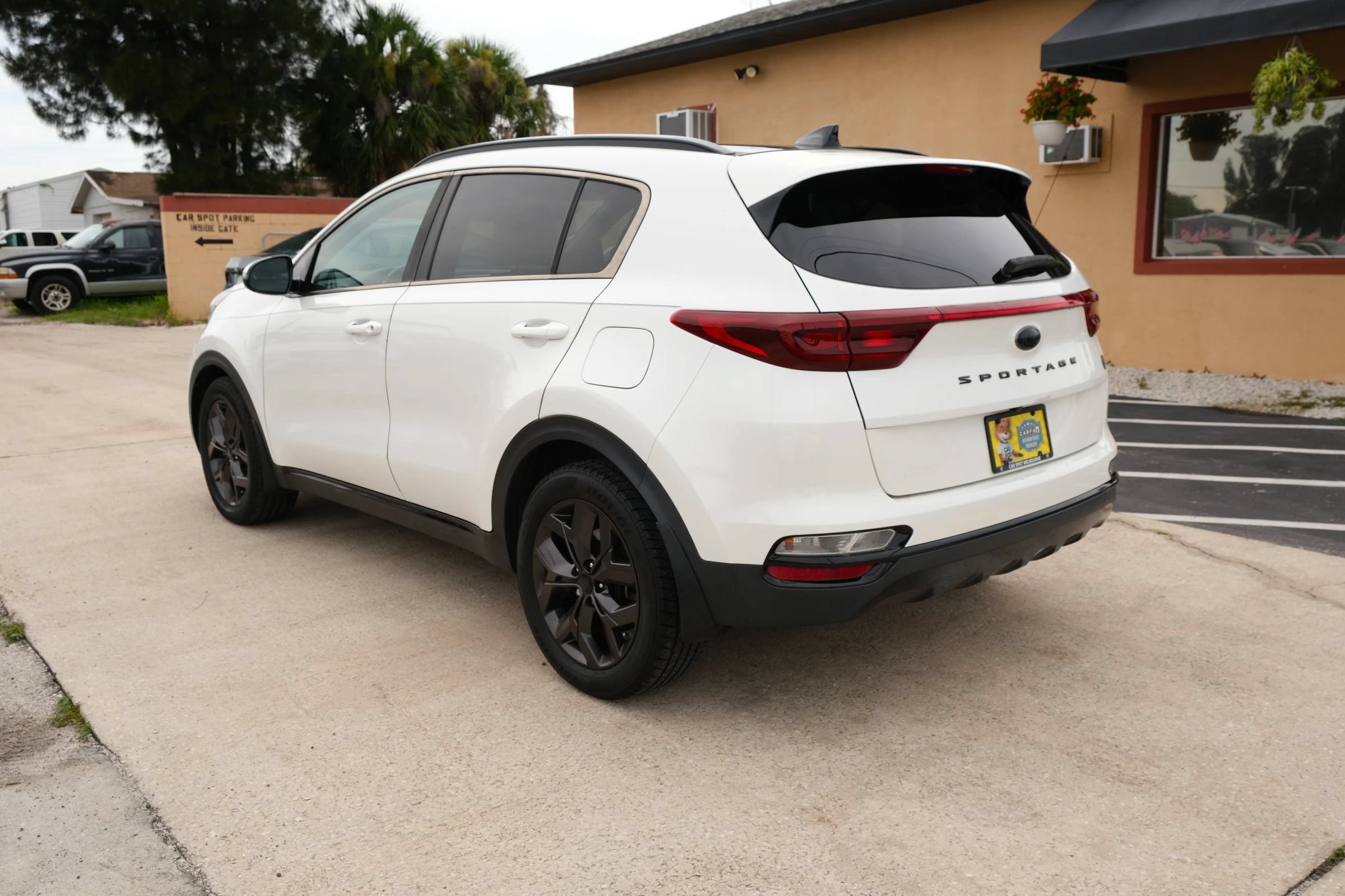 Used 2021 Kia Sportage S FWD image 7