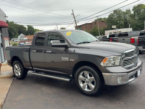 Used 2017 RAM 1500 Big Horn AWD/4WD image 4