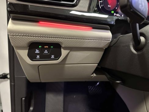 New 2026 Volkswagen Atlas SEL AWD/4WD image 34