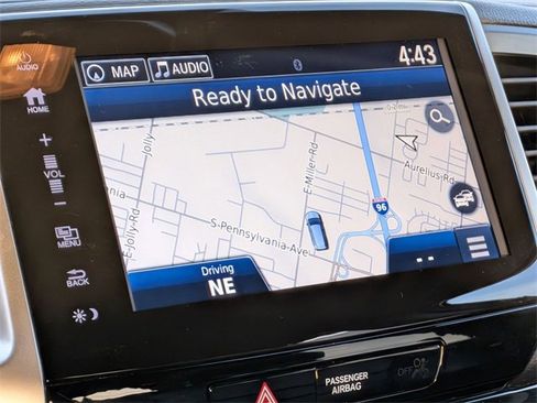 Used 2017 Honda Pilot Touring image 24