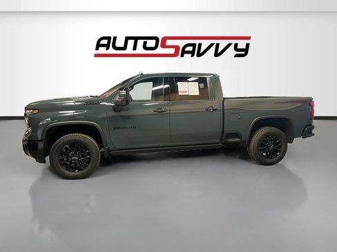 Used 2025 Chevrolet Silverado 2500 LTZ w/ Trail Boss Package AWD/4WD image 4