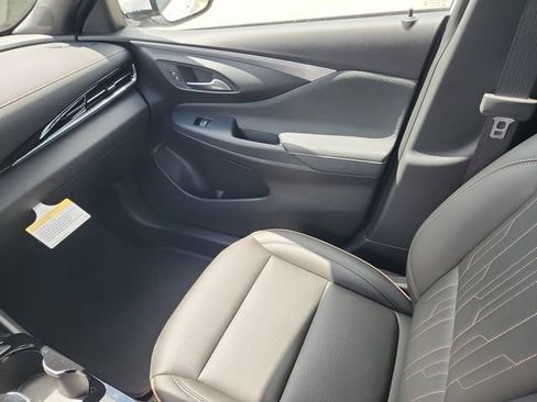New 2026 Buick Envista Avenir FWD image 14