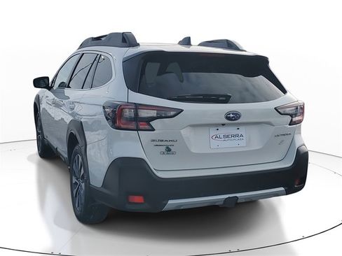 Certified 2023 Subaru Outback Limited image 3