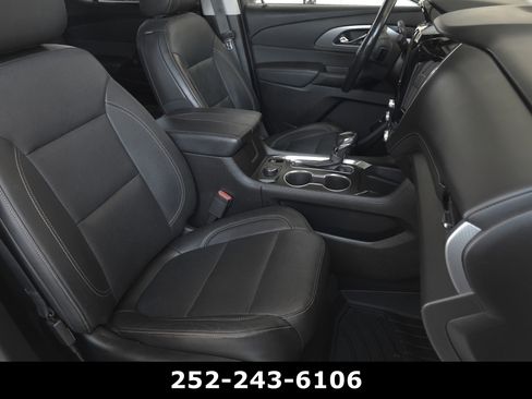 Used 2021 Chevrolet Traverse Premier w/ Redline Edition FWD image 42