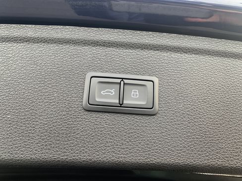 Used 2022 Audi Q5 2.0T Premium Plus w/ Premium Plus Package image 30