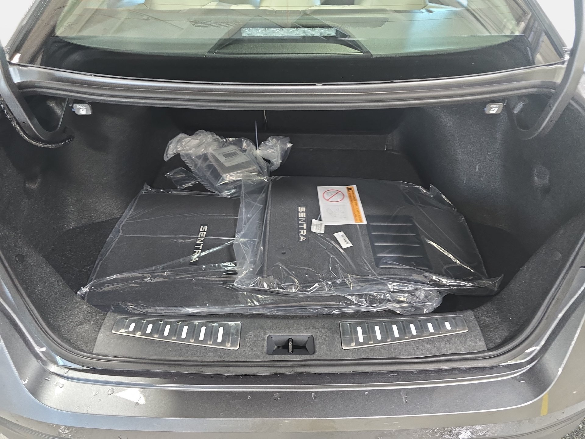 New 2026 Nissan Sentra SL w/ Floor Mat Package FWD image 13