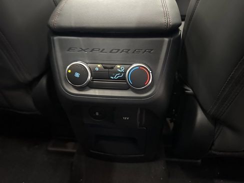 New 2026 Ford Explorer Active w/ Active Comfort Package image 17
