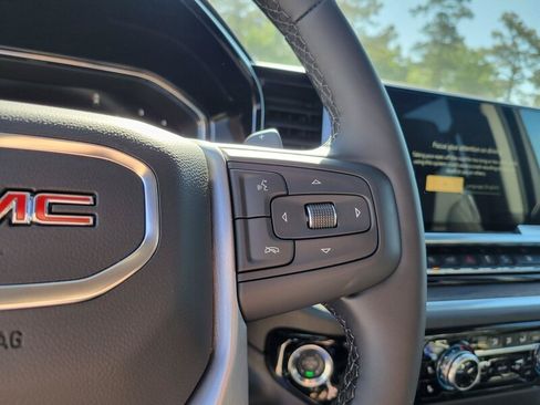New 2026 GMC Sierra 1500 SLT AWD/4WD image 12