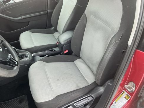 Used 2018 Volkswagen Jetta S image 32