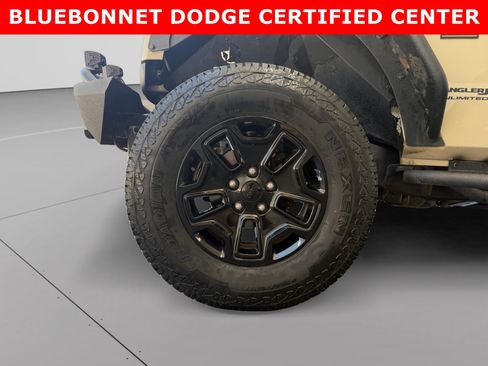 Used 2018 Jeep Wrangler Unlimited Sport AWD/4WD image 9