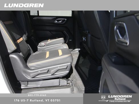 Used 2023 GMC Yukon XL AT4 AWD/4WD image 37