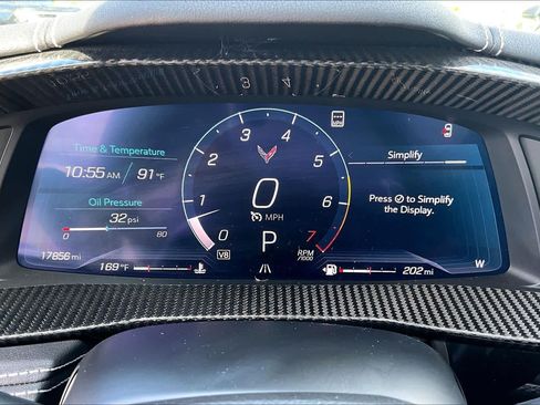Used 2022 Chevrolet Corvette Stingray Preferred Cpe w/ Z51 Performance Package RWD image 21
