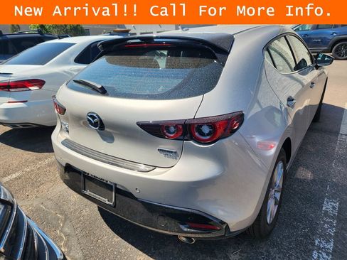 Used 2026 MAZDA MAZDA3 Hatchback w/Premium Plus Pkg AWD/4WD image 9