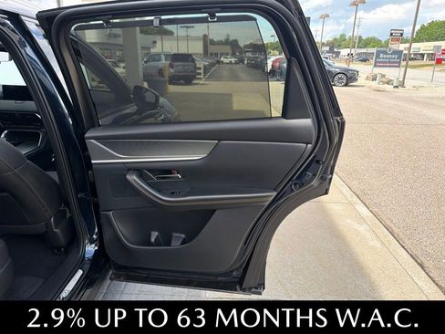 Used 2025 MAZDA CX-90 Plug-In Hybrid w/ Preferred AWD/4WD image 11