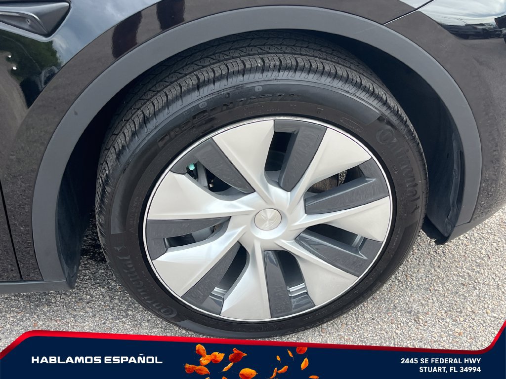 Used 2024 Tesla Model Y Long Range RWD image 21