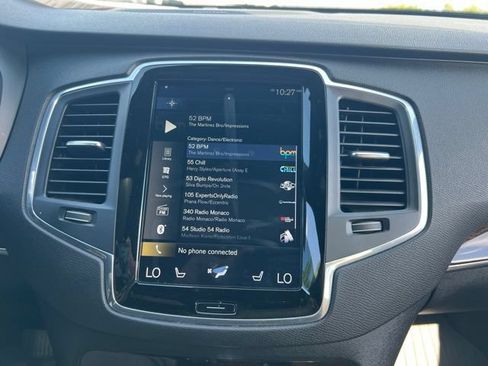 Used 2019 Volvo XC90 T6 Momentum w/ Protection Package Premier AWD/4WD image 18