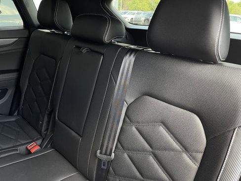 New 2026 Volkswagen Atlas Cross Sport SE image 26