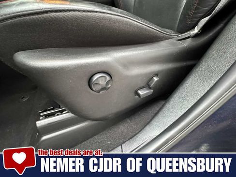 Used 2024 Dodge Durango GT AWD/4WD image 12